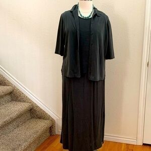 Anna 4 piece. Evergreen skirt, pants, sleeveless & short sleeve tops. Sz XL